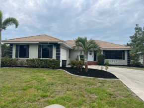 WATER WATER WATER - newly renovated 3BR, 2 bath canal front home in Punta Gorda Isles